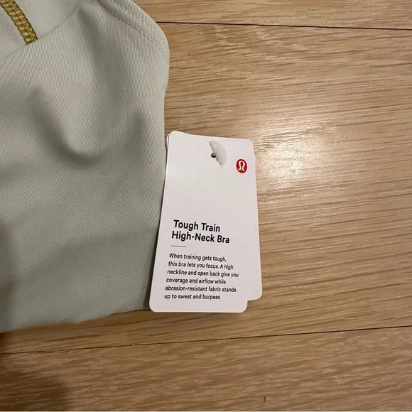 LULULEMON - TOUGH TRAIN BRA - SIZE 8 - Picture 6 of 6